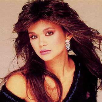 Nia Peeples